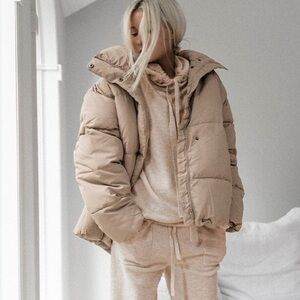 Splendid Cali Puffer - Taupe